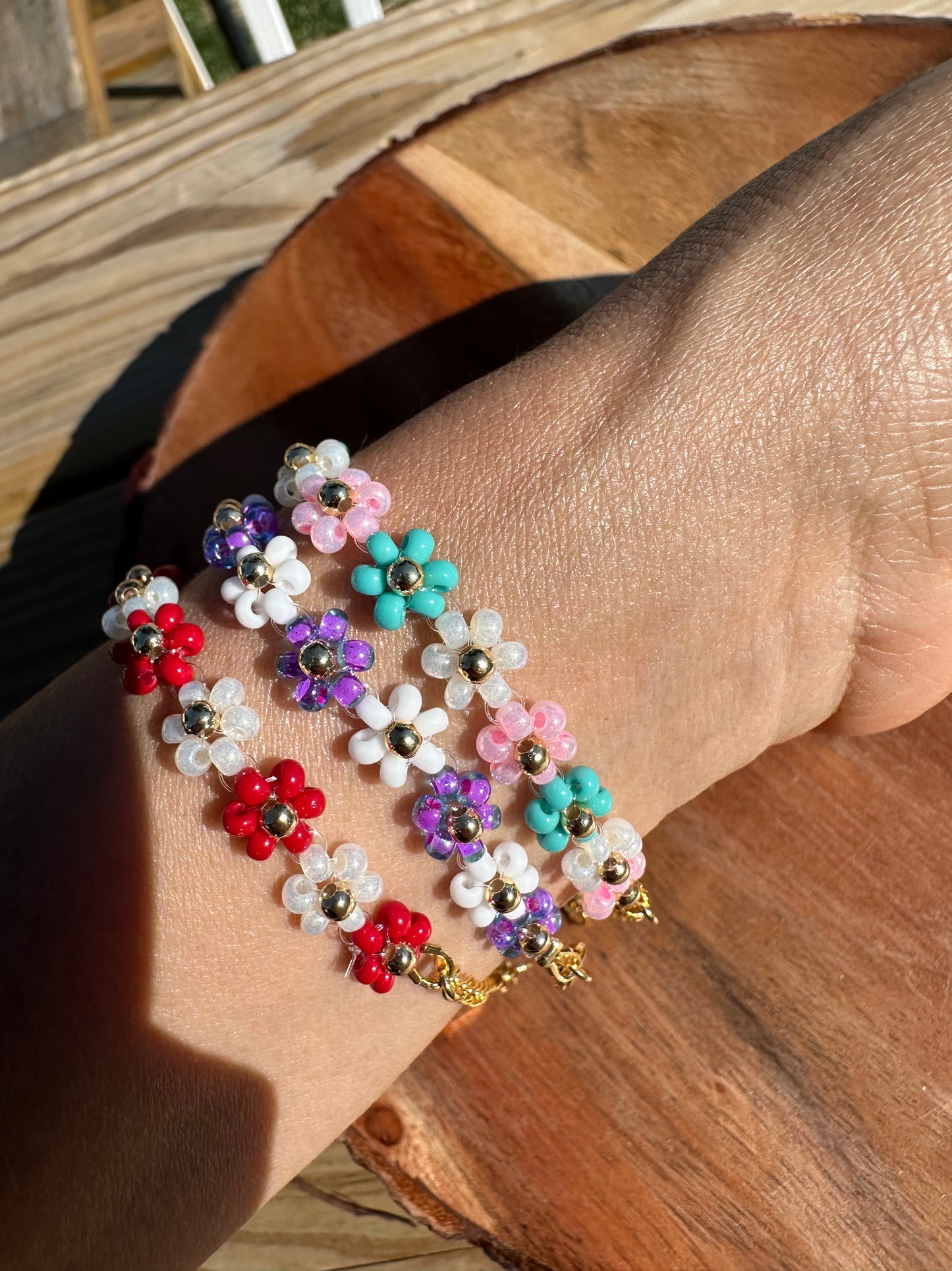18k gold plated handmade bracelet with glass seed beads made flowers