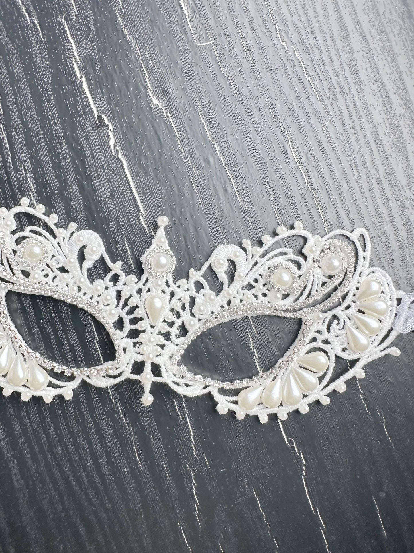 White color Lace Masquerade Mask, with white Resin beads and rhinestone, masquerade party mask, Halloween party
