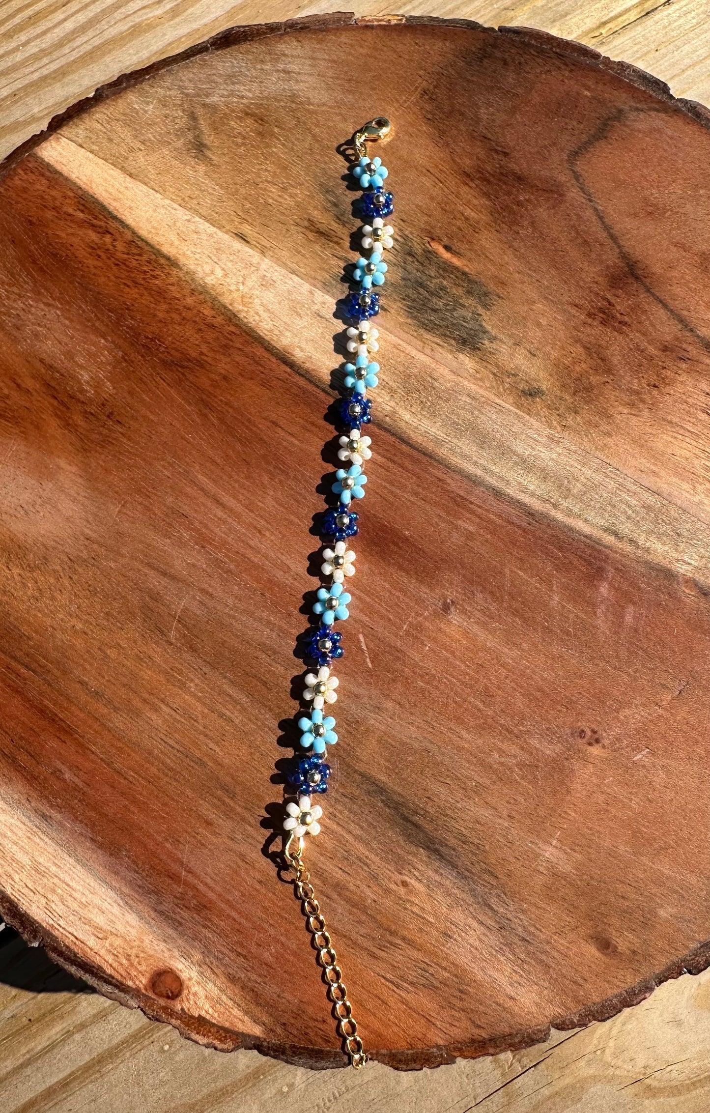 18k gold plated handmade bracelet with glass seed beads made flowers