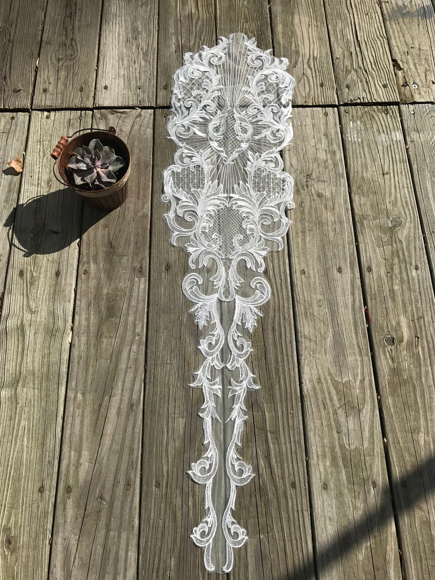 E16 One Piece Off White Color Lace Neckline Trim applique,Wedding Dress applique, Lace Neckline Trim Embroidery Patch size: 46”X11”