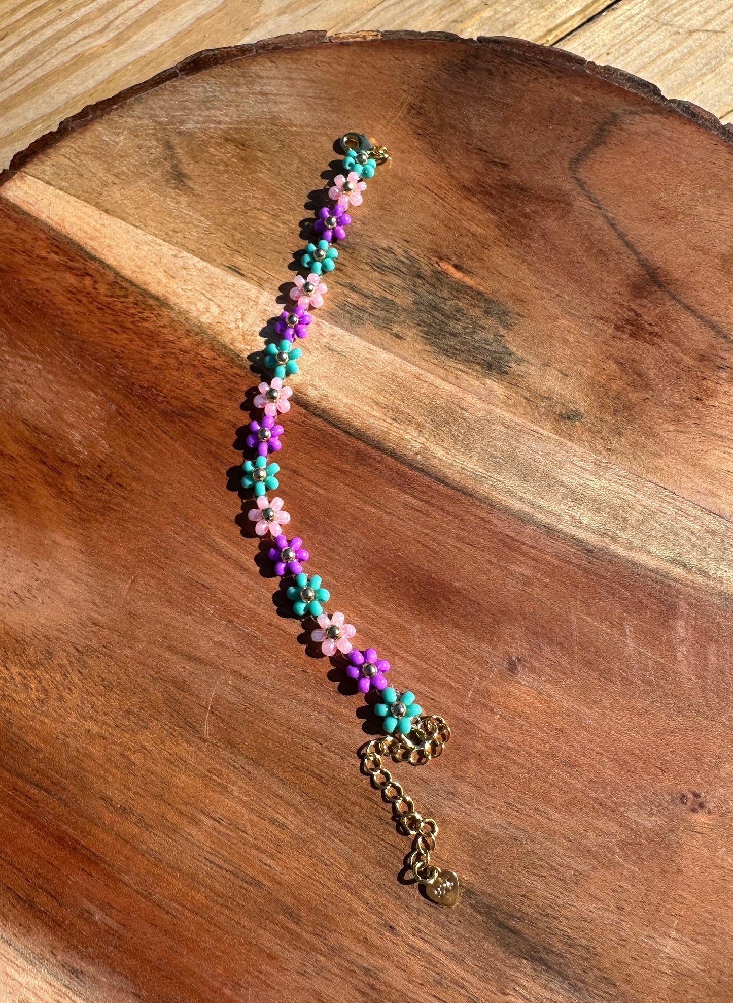 18k gold plated handmade bracelet with glass seed beads made flowers
