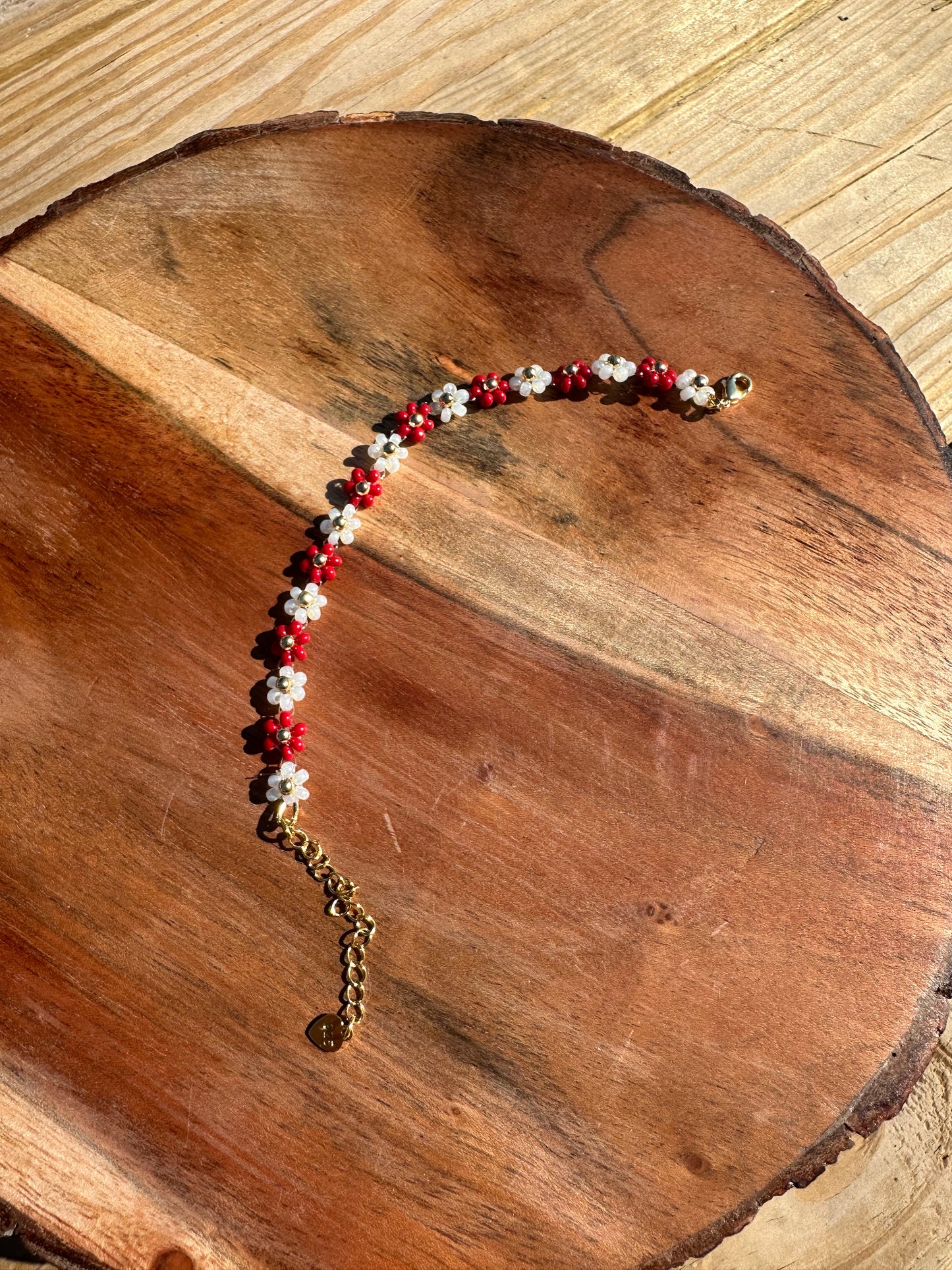18k gold plated handmade bracelet with glass seed beads made flowers