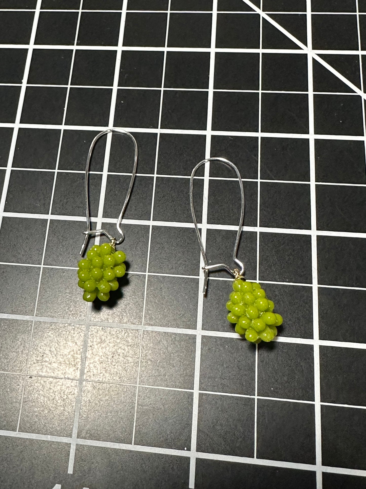 Fashion earrings,  Dangle Earrings with Resin material green color grape with 925 sterling silver hook