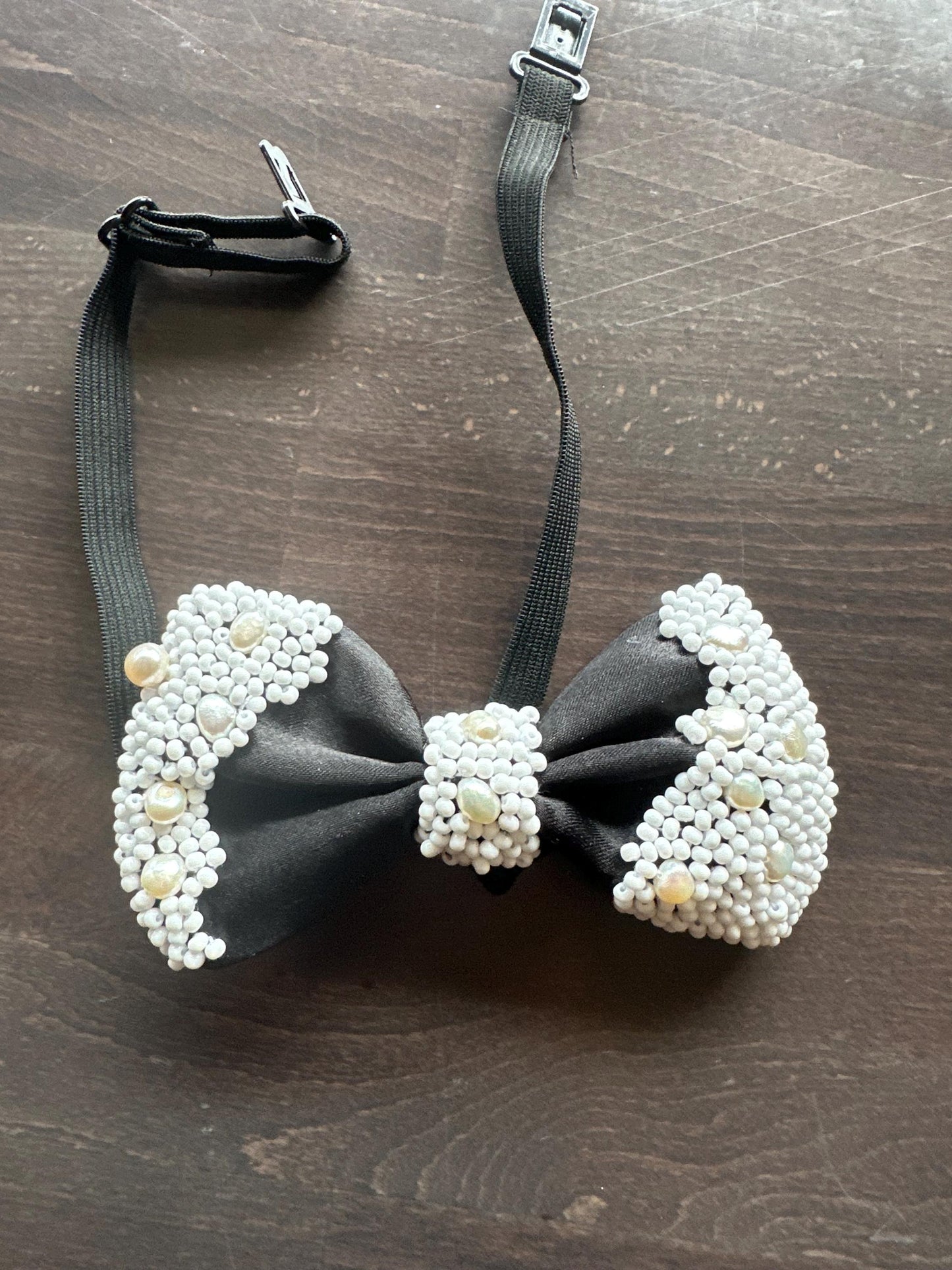 Handmade Bow Tie,white glass beads and freshwater pearls Bow tie, Elegant Formal Neckwear, Wedding Groom Bow Tie,Statement Fashion Accessory