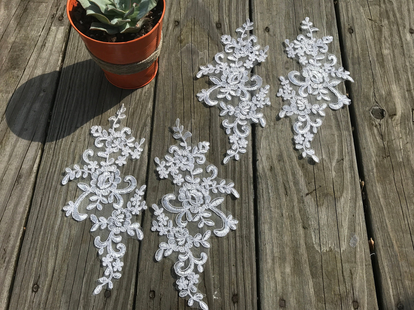 A85 Lace appliques ,wedding applique, Two Pairs Ivory color Lace appliques,9 1/2" length x 5" width Embroidered Appliques