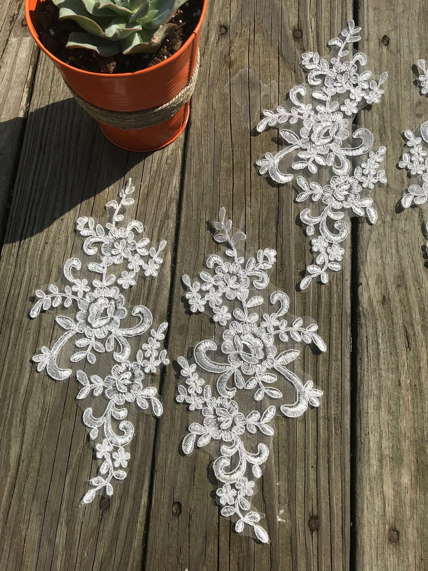 A85 Lace appliques ,wedding applique, Two Pairs Ivory color Lace appliques,9 1/2" length x 5" width Embroidered Appliques