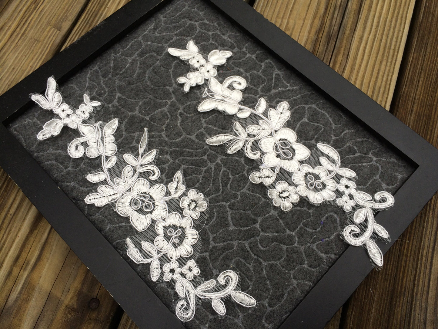 A122 Lace appliques ,wedding applique, TWO PAIRS Lace appliques,White color, Embroidered Appliques