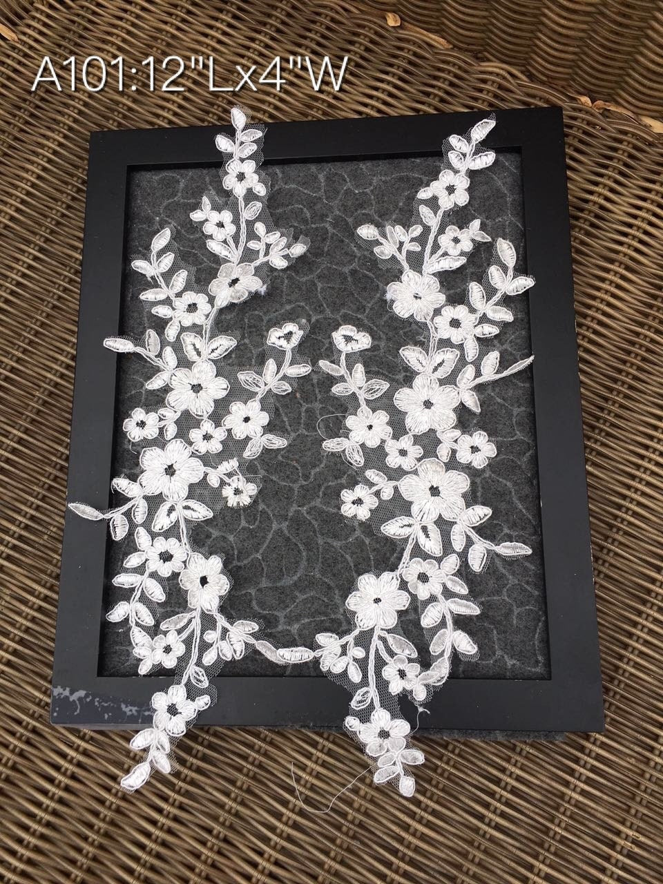 A101 Lace appliques ,wedding applique, Two Pairs Lace appliques,White color, Embroidered Appliques