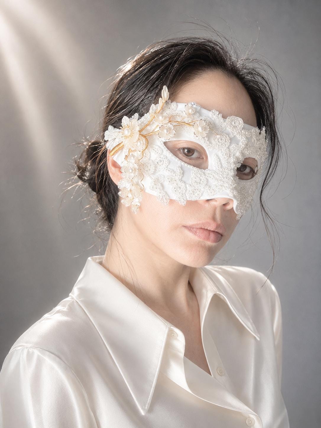 White Venetian Mask,size: (3.15"x7") Handmade White Venetian Mask – Pearl Floral Masquerade Mask, Elegant Costume Mask, Fairy-core, Party