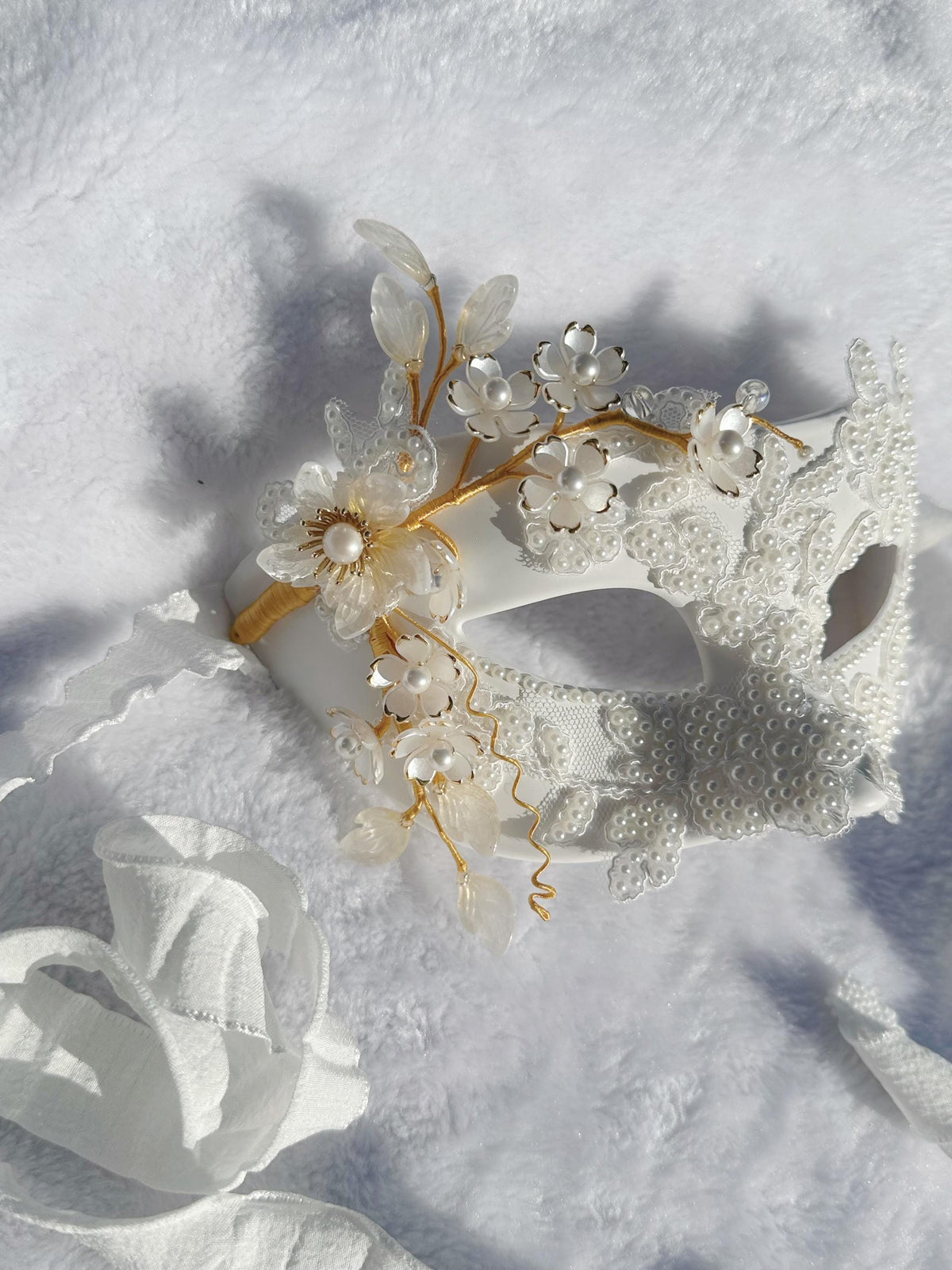 White Venetian Mask,size: (3.15"x7") Handmade White Venetian Mask – Pearl Floral Masquerade Mask, Elegant Costume Mask, Fairy-core, Party