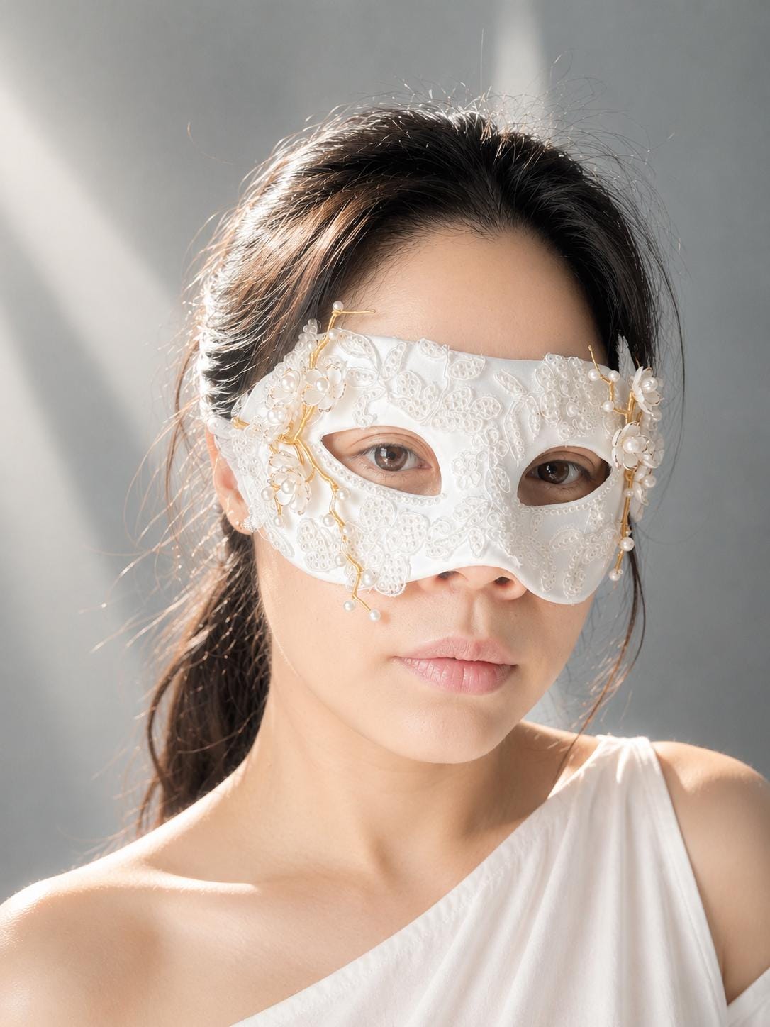 White Venetian Mask,size: (3.15"x7") Handmade White Venetian Mask – Pearl Floral Masquerade Mask, Elegant Costume Mask, Fairy-core, Party