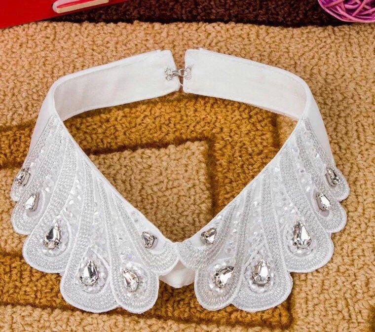 Beaded White Detachable Collar: Women's Fashion Lapel