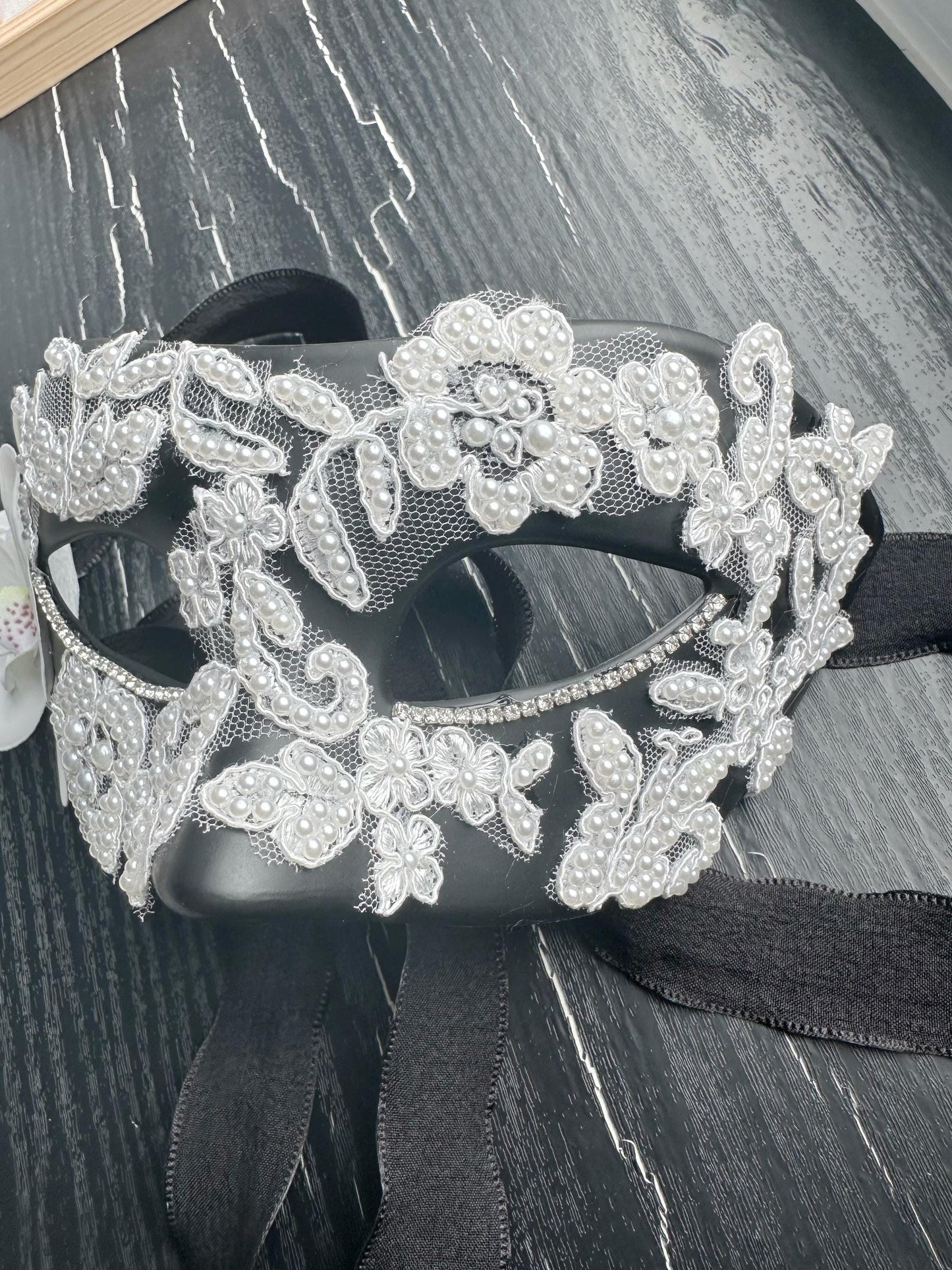 Lace Masquerade Mask: White Orchid with black Venetian Mask and white lace, Mardi Gras Ball (3.15"x7")