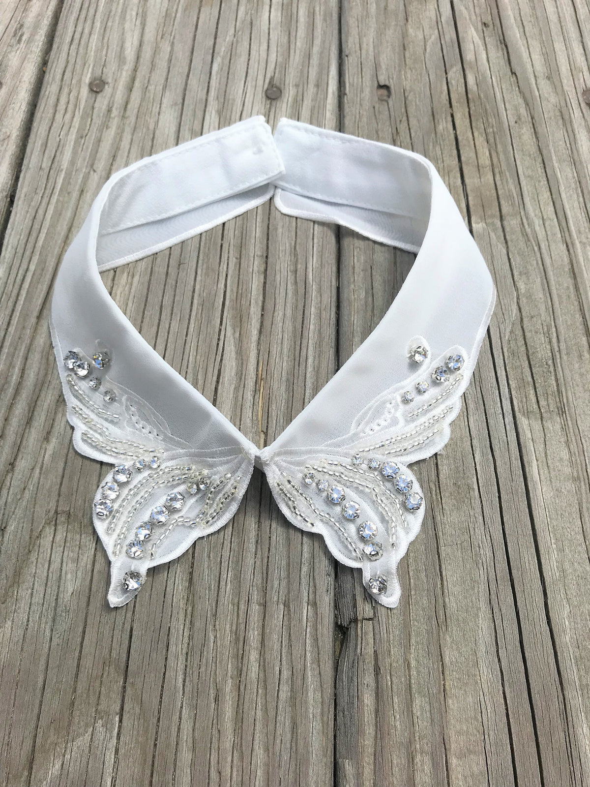 Beaded White False Collar: Vintage Detachable Shirt Collar
