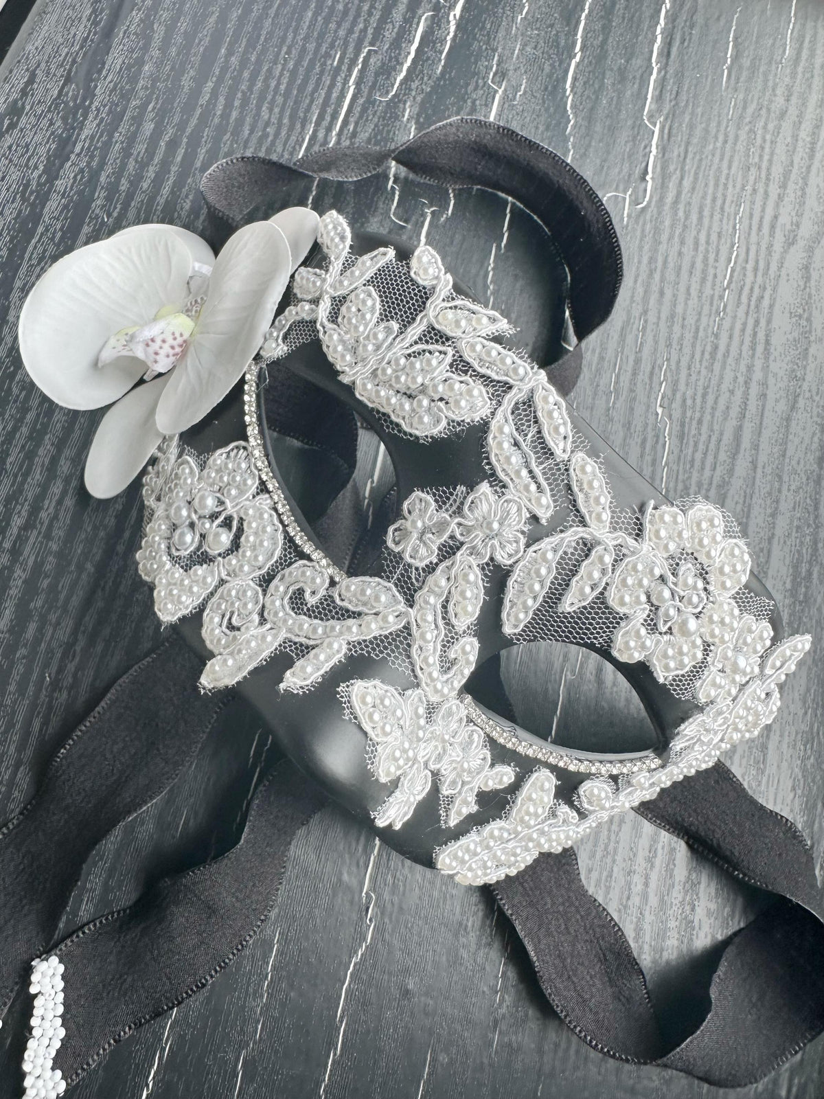 Lace Masquerade Mask: White Orchid with black Venetian Mask and white lace, Mardi Gras Ball (3.15"x7")