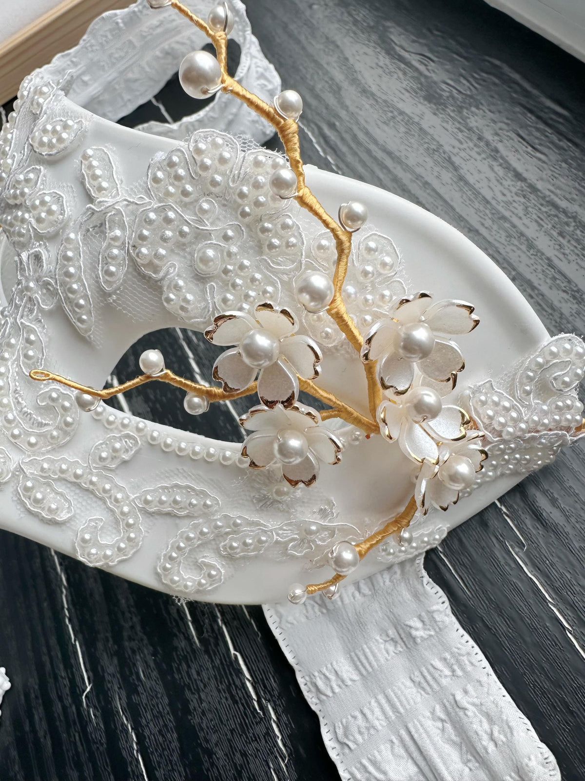 White Venetian Mask,size: (3.15"x7") Handmade White Venetian Mask – Pearl Floral Masquerade Mask, Elegant Costume Mask, Fairy-core, Party