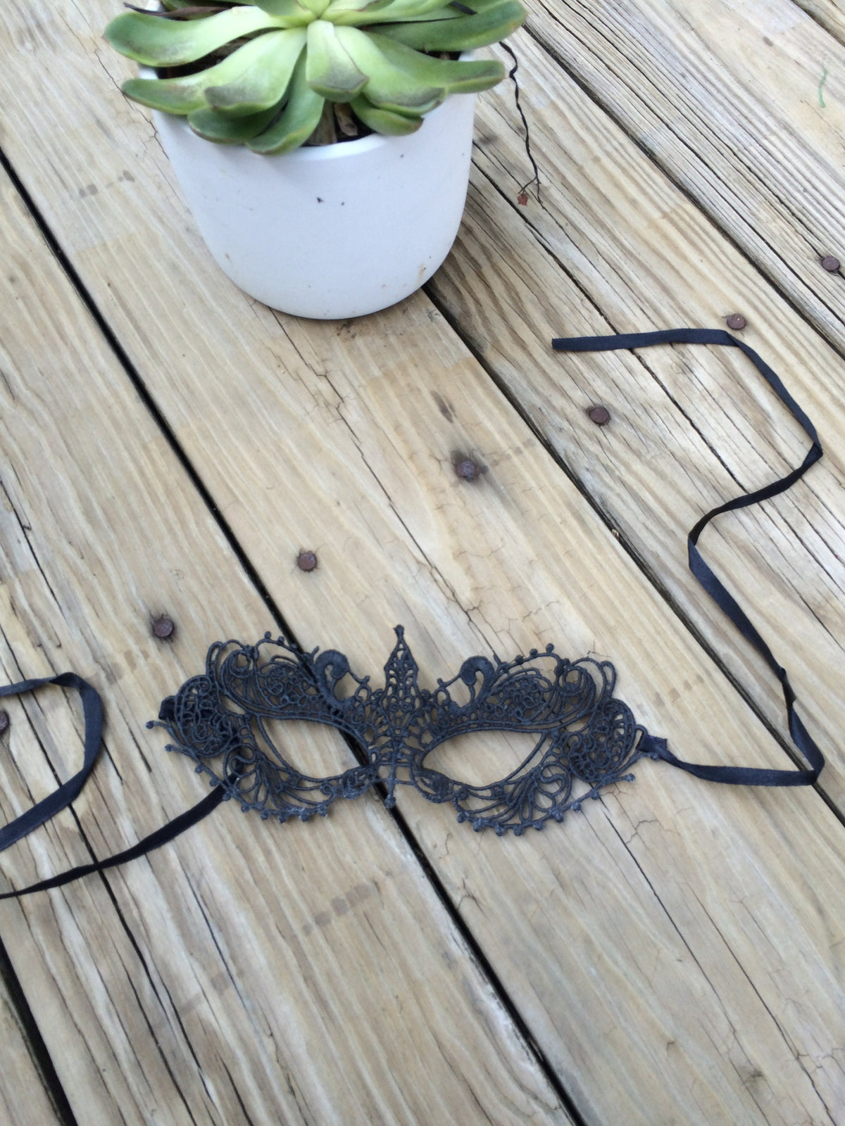 Luxury Masquerade Mask Womens Lace Eye Mask for Ball Proms and Party, Halloween Party