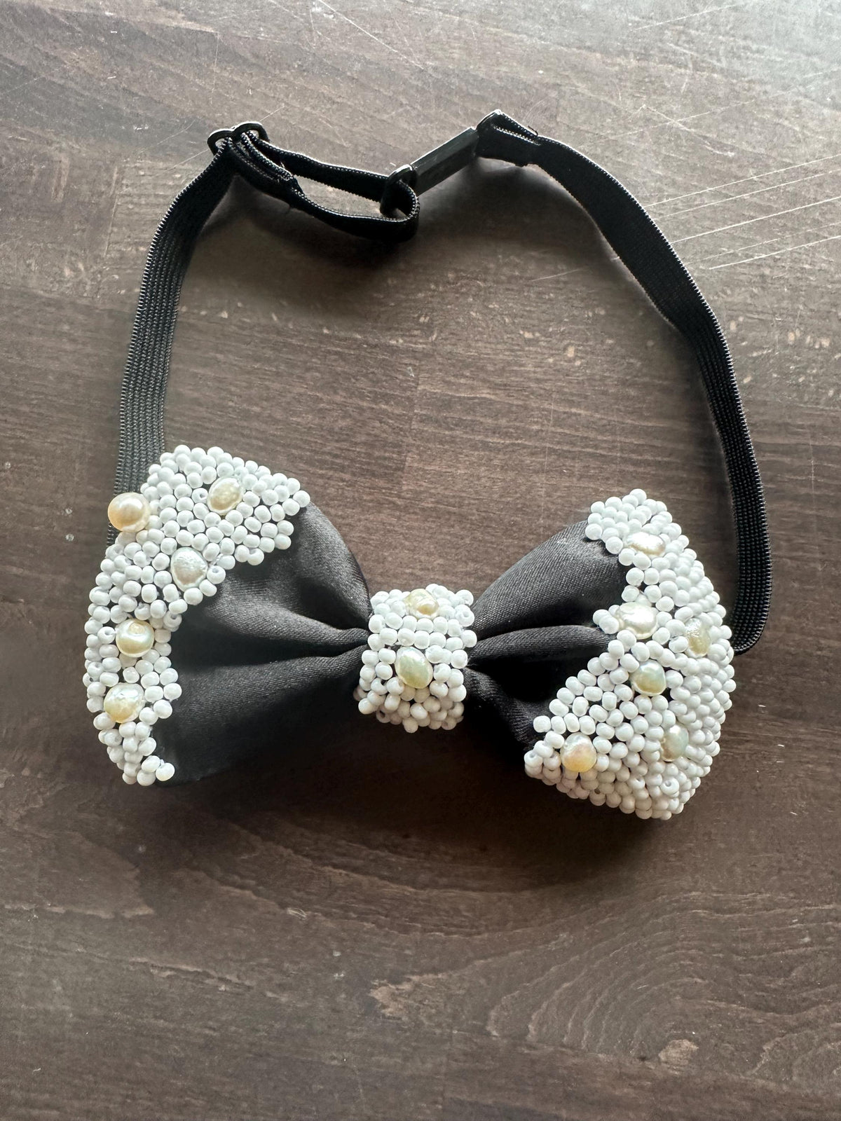 Handmade Bow Tie,white glass beads and freshwater pearls Bow tie, Elegant Formal Neckwear, Wedding Groom Bow Tie,Statement Fashion Accessory