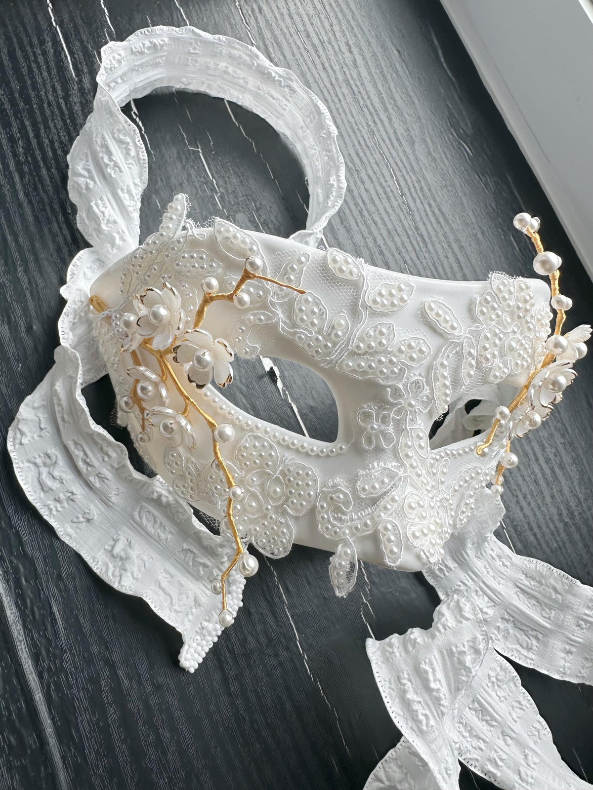 White Venetian Mask,size: (3.15"x7") Handmade White Venetian Mask – Pearl Floral Masquerade Mask, Elegant Costume Mask, Fairy-core, Party